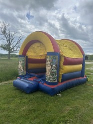 IMG 96581 1747773911 The Lion's Den Bounce House